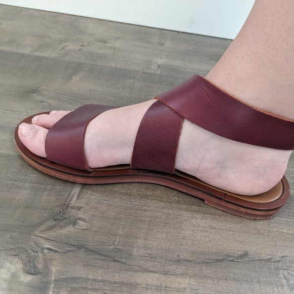 Zara Brown Cross-Over Buckle Sandals - Picture 6 of 6